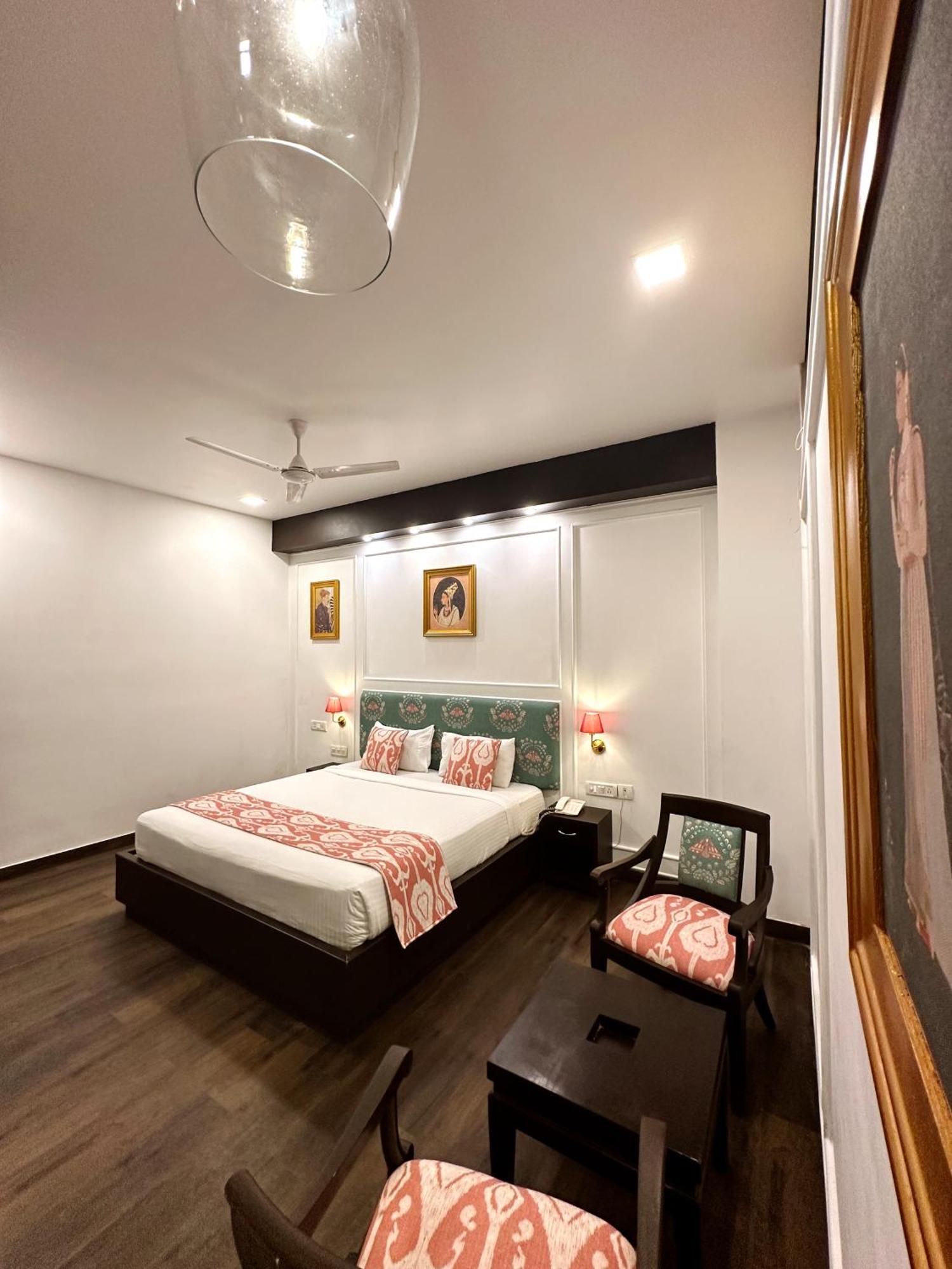 Atulyaa Taj Hotel